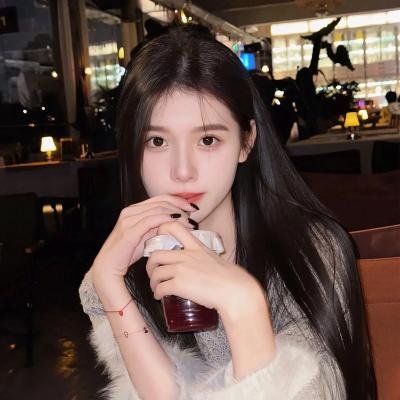 小犬与女孩